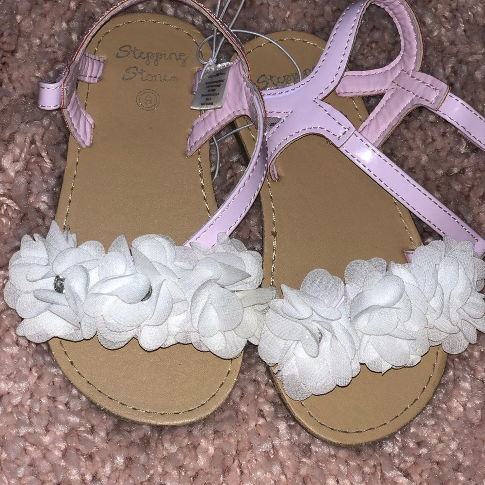 Pink toddler sandals